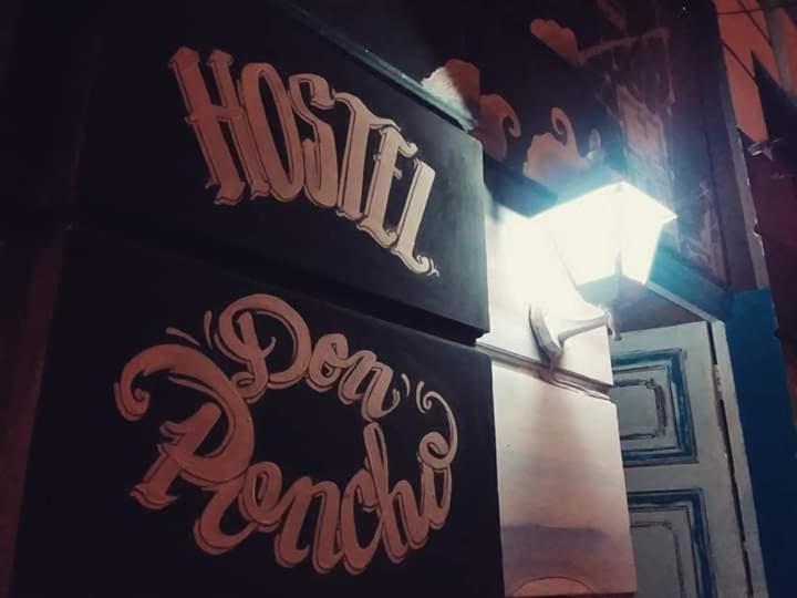 Hostel Don Poncho Valparaíso Buitenkant foto